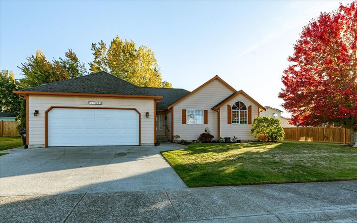 Property Photo:  1765 SW 17th Avenue  WA 98277 