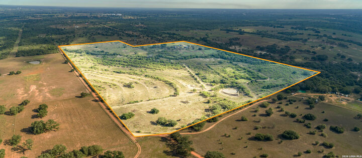 Property Photo: 1116 Earl Williams TX 77954