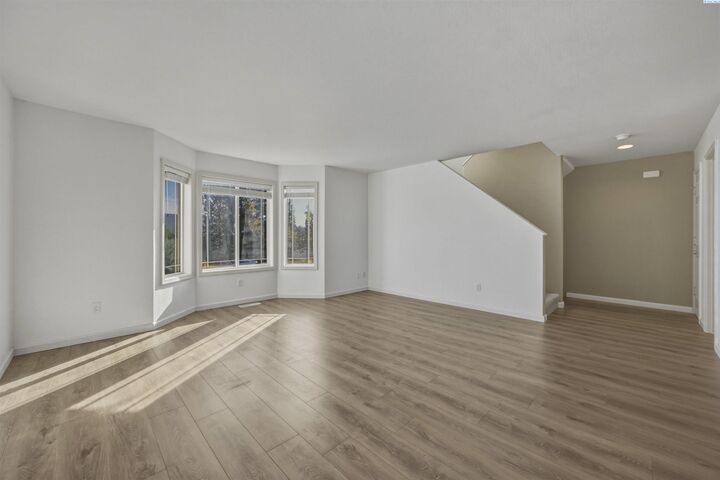 Property Photo:  4902 Road 76  WA 99301 