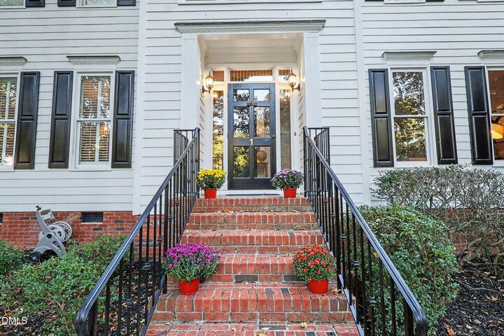 Property Photo: 1 Skipwith Court NC 27707