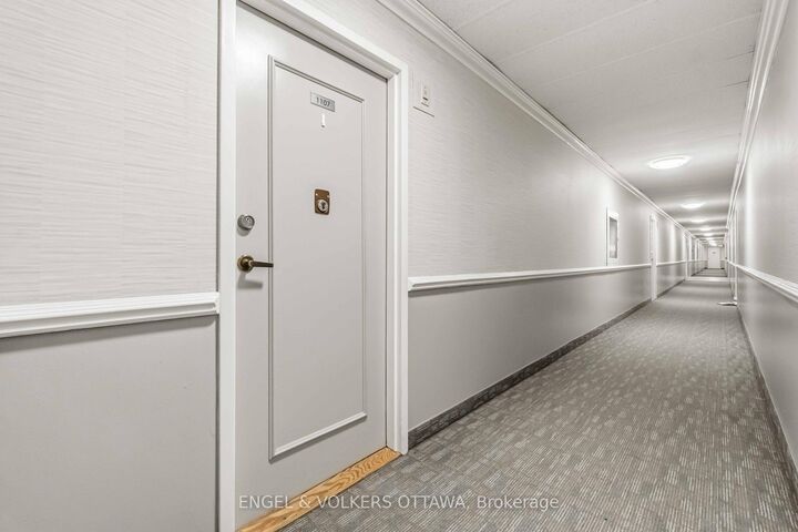 Property Photo:  2400 Virginia Drive 1107  ON K1H 8L3 