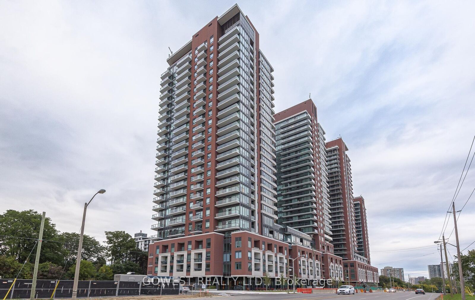 Property Photo:  4010 Eglinton Avenue W 2618  ON M9A 0G5 
