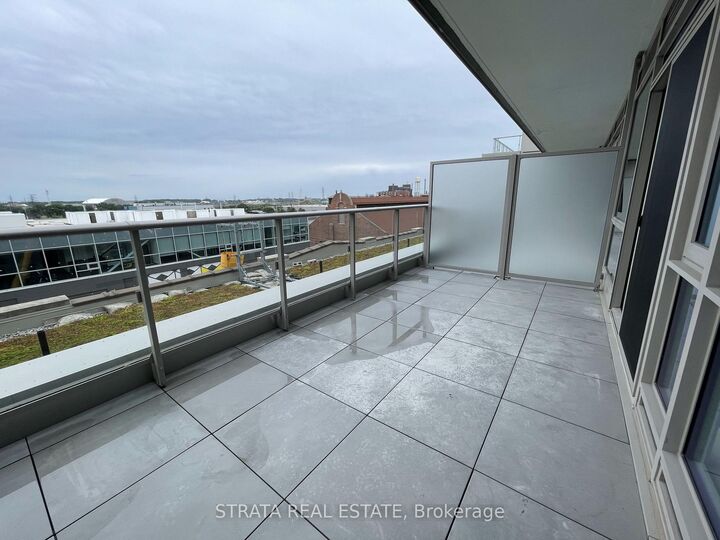 Property Photo:  150 Logan Avenue 704  ON M4M 0E4 