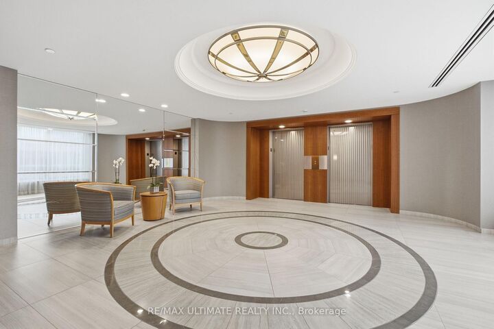 Property Photo:  211 Queens Quay W 1105  ON M5J 2M6 