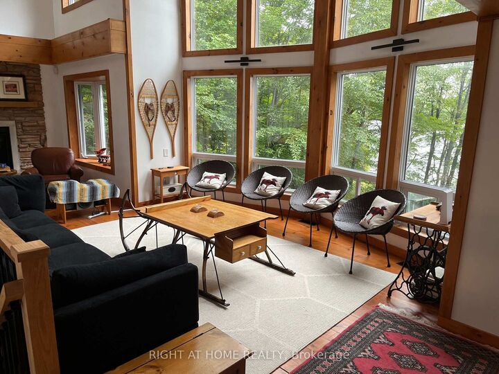 Property Photo:  