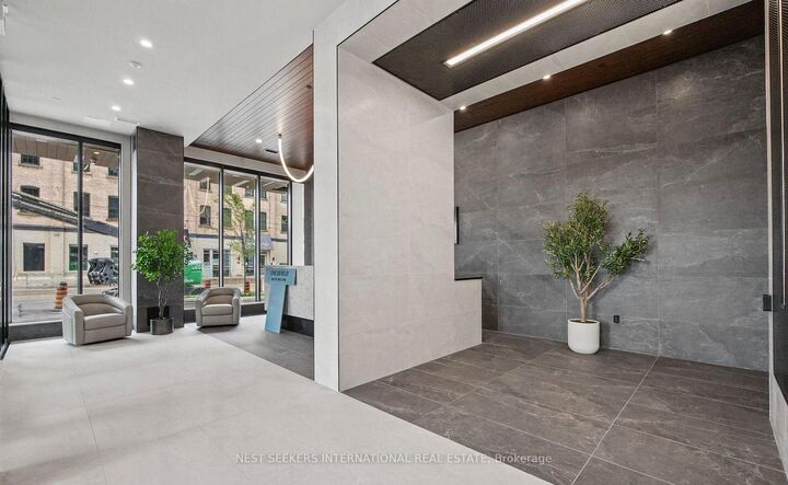 Property Photo:  30 Francis Street 1108  ON N2G 0B5 