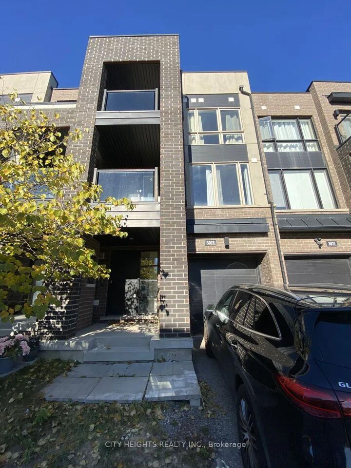 Property Photo:  3073 Blacktusk Common 1  ON L6H 0R6 