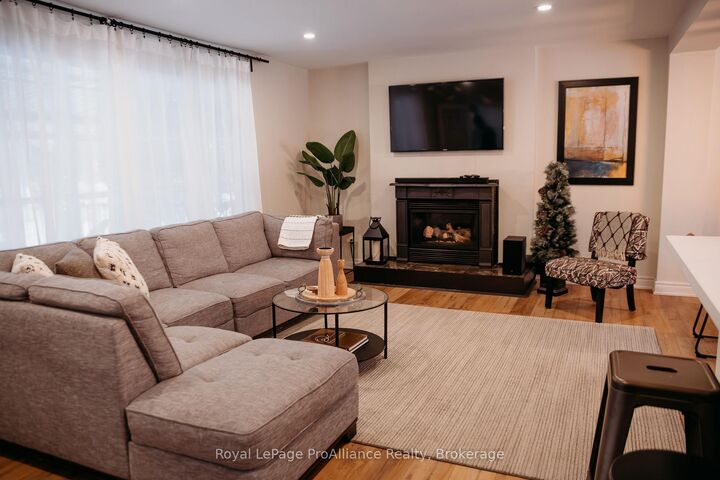 Property Photo:  116 March Street  ON K0K 2C0 
