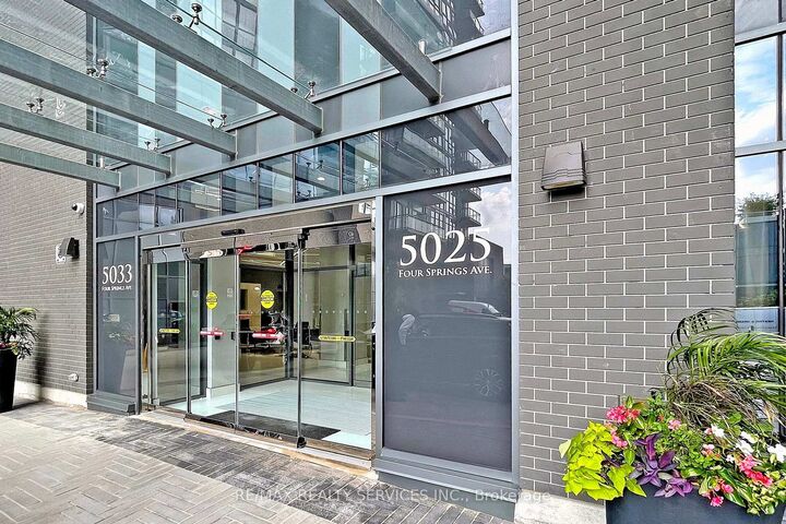 Property Photo:  5033 Four Springs Avenue 1513  ON L5R 0G6 