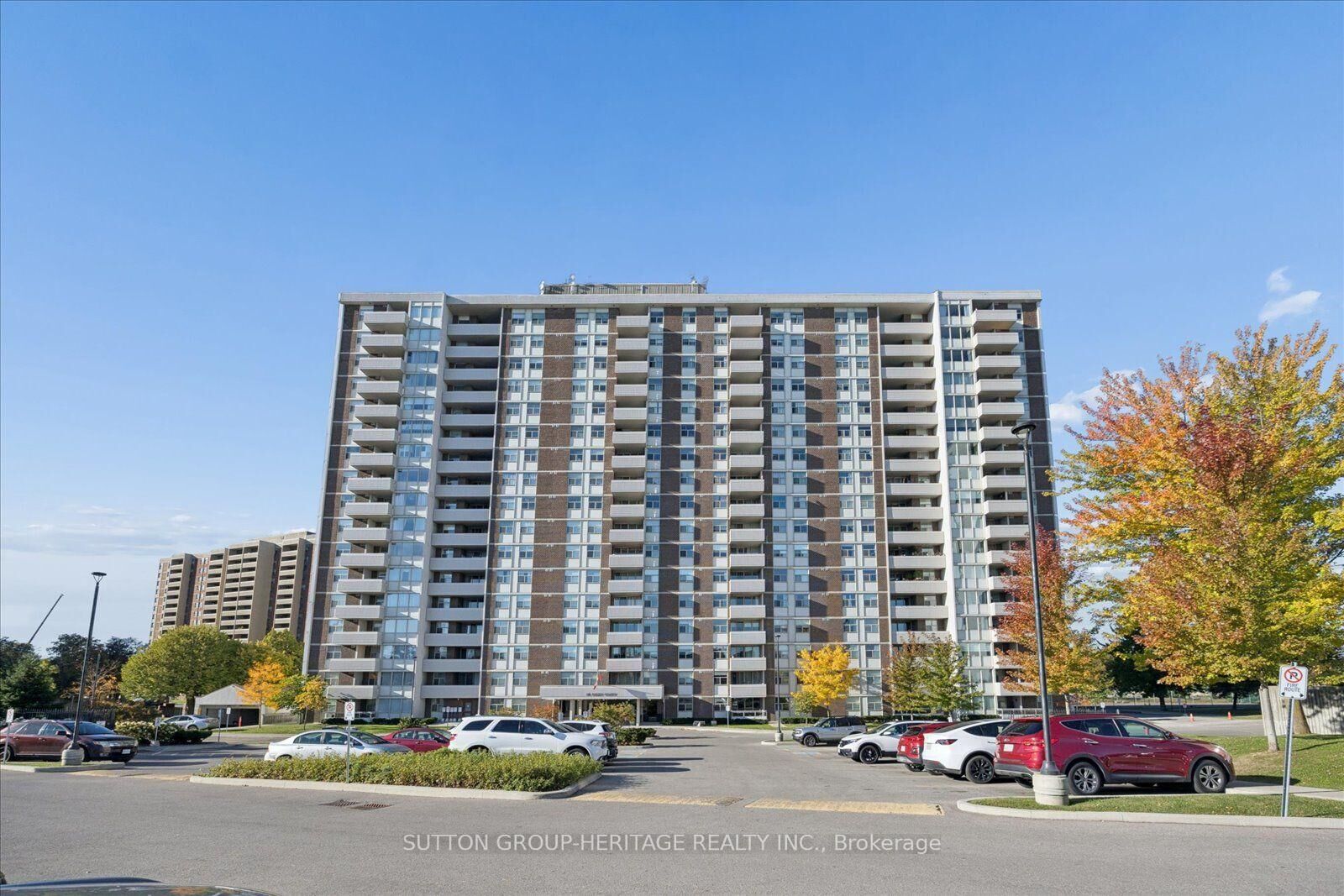 Property Photo:  44 Falby Court 1406  ON L1S 3L1 