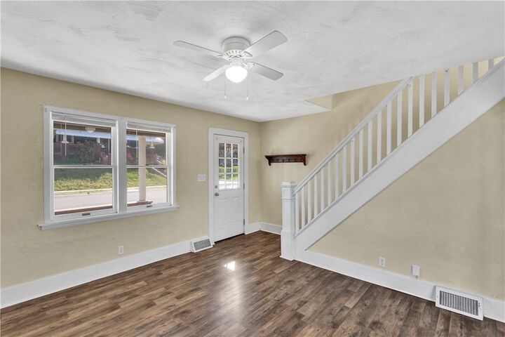 Property Photo:  1413 Robbins Avenue  PA 15673 