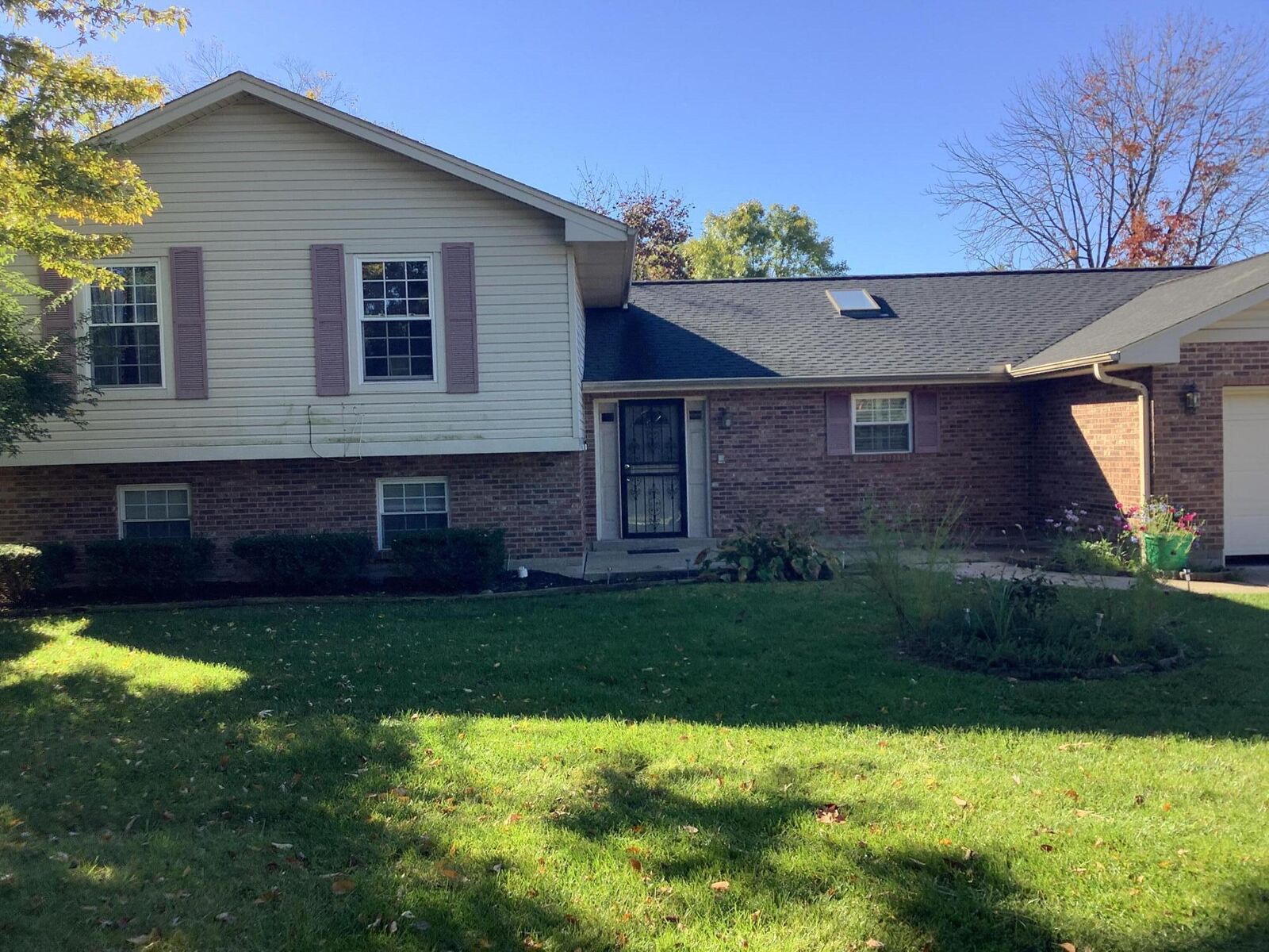 Property Photo:  3123 Kemp Road  OH 45431 