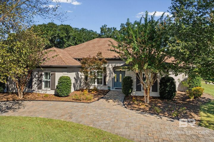 Property Photo: 304 S Tee Drive AL 36532