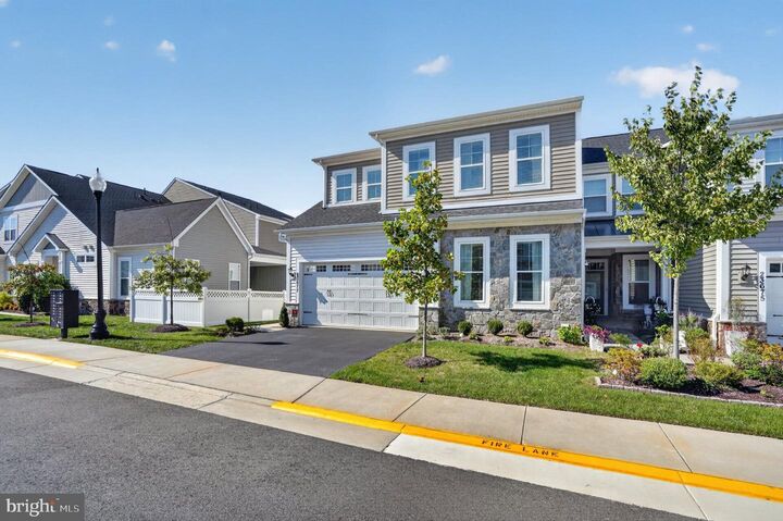 Property Photo:  23677 Jayadev Terrace  VA 20148 