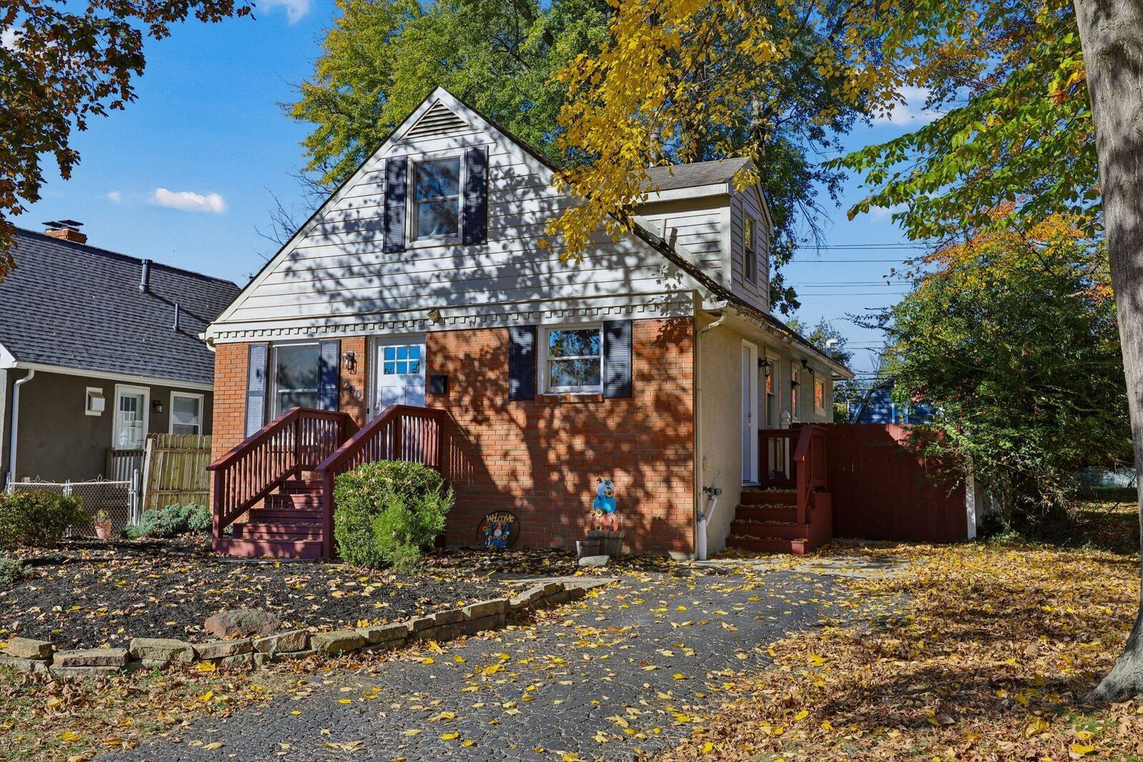 Property Photo:  260 E Stanton Avenue  OH 43214 