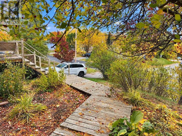 Property Photo:  162 Greenmantle Drive  ON P0T 2J0 