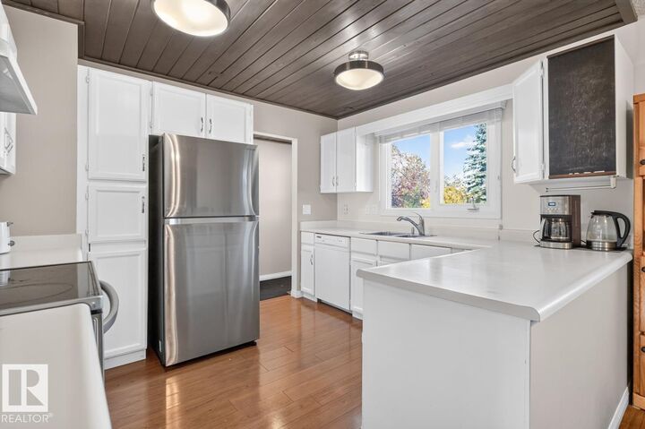 Property Photo:  43 Moreland Crescent  AB T8A 0P8 