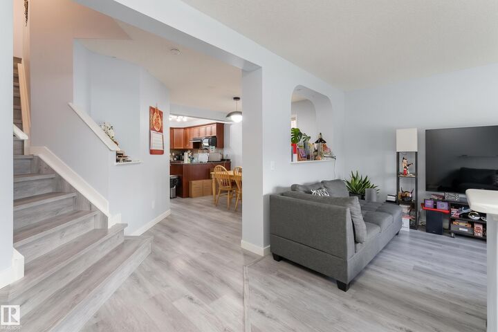 Property Photo:  112 Brintnell Boulevard NW  AB T5Y 0C3 