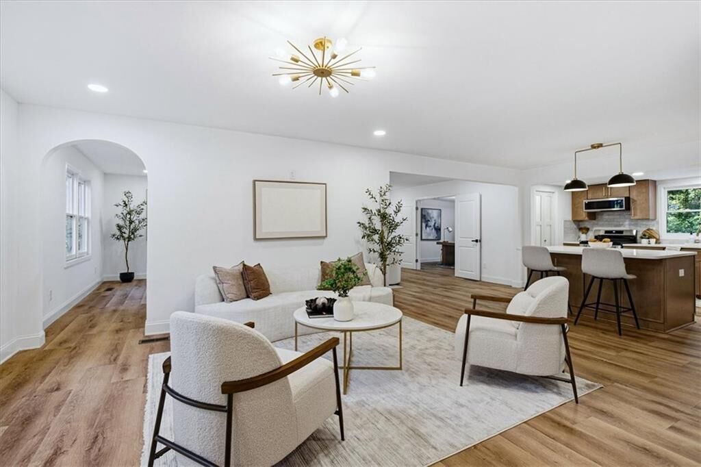 Property Photo: 185 Linda Lane SE GA 30126