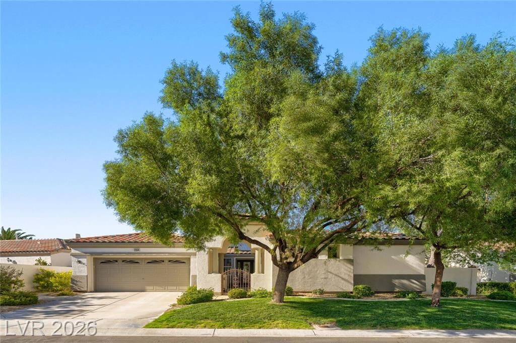 Property Photo: 2964 Via Della Amore NV 89052