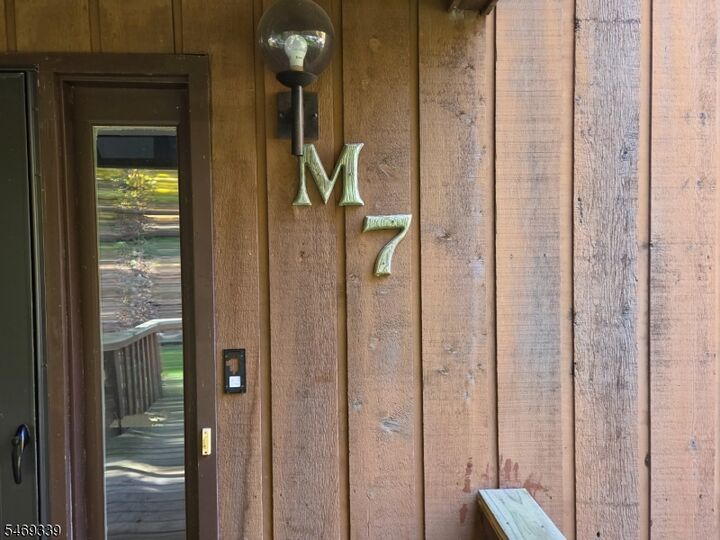 Property Photo:  2 Village Way 7  NJ 07462 