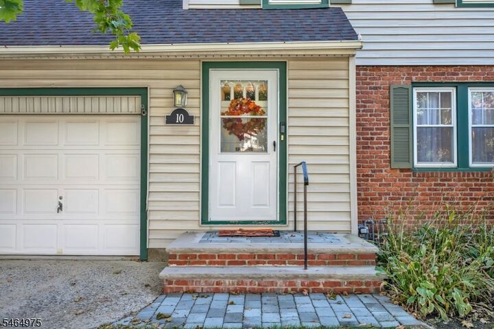 Property Photo: 10 Overlook Ter NJ 07003