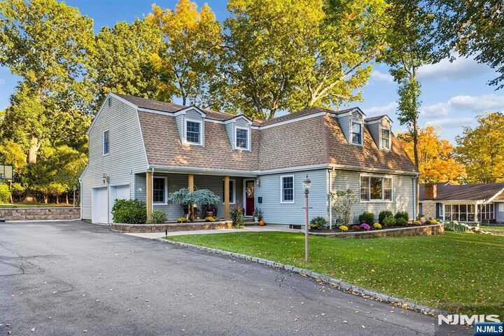 Property Photo:  48 Greenrale Avenue  NJ 07470 