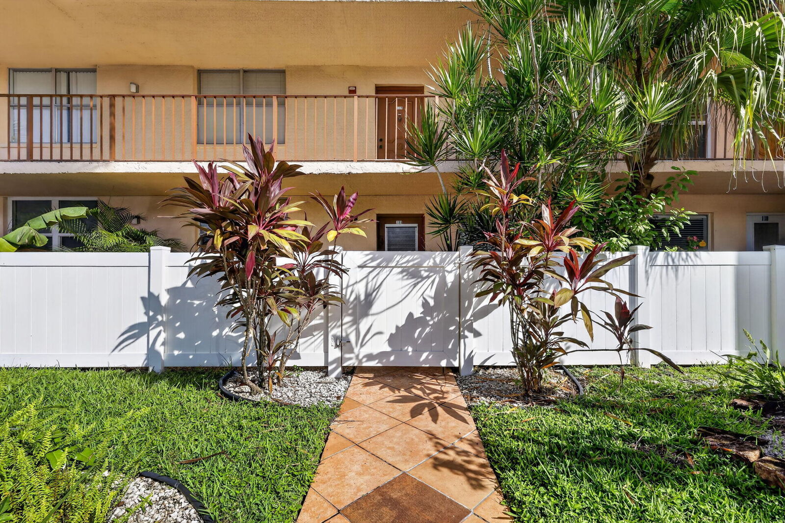 Property Photo:  14527 Bonaire Boulevard 109  FL 33446 