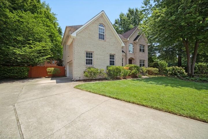 Property Photo:  707 River Gate Ct  VA 23322 
