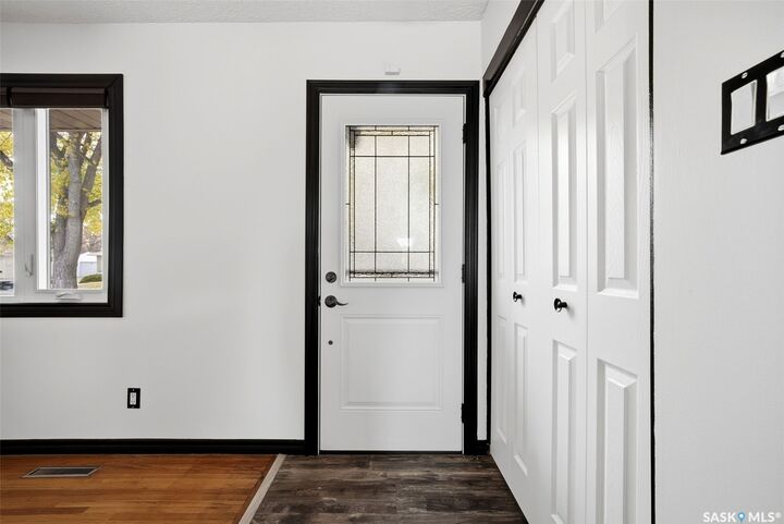 Property Photo: 4523 England Road SK S4R 4P6