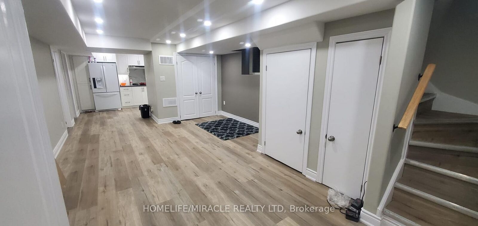 Property Photo:  12 Beresford Crescent Basement  ON L6P 2M2 