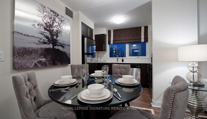 Photo de la propriété:  105 Harrison Garden Boulevard 905  ON M2N 0C3 