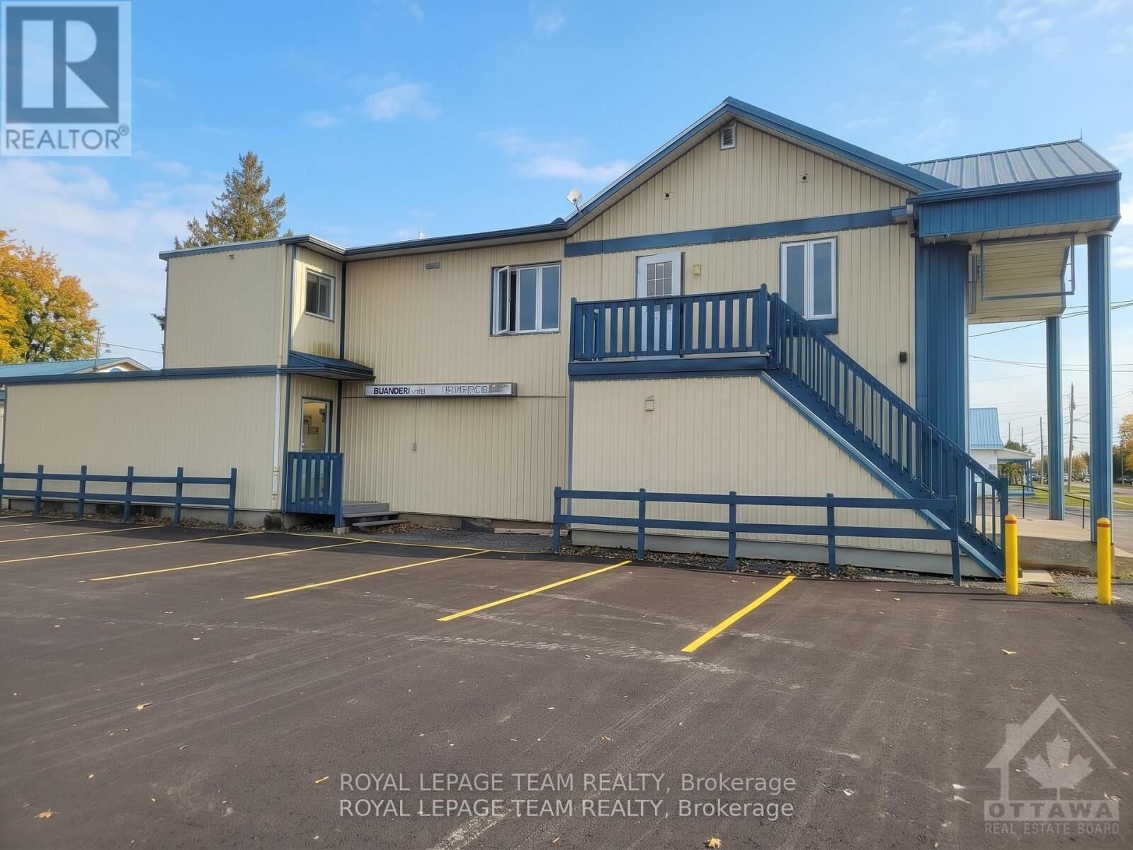 Property Photo:  561 St-Philippe Street  ON K1A 1A0 