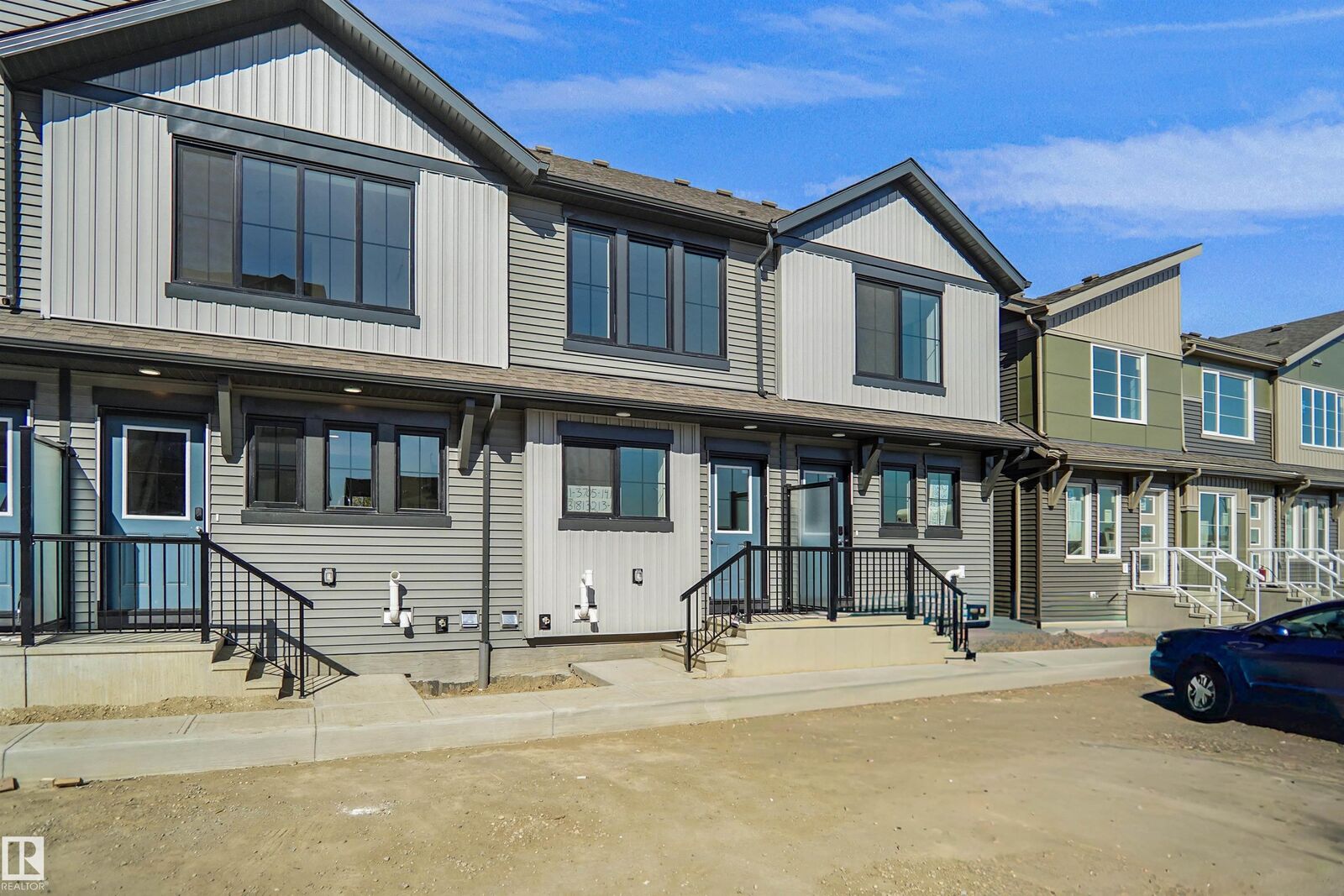 Property Photo:  3705 141 Street SW 15  AB T6W 5M9 