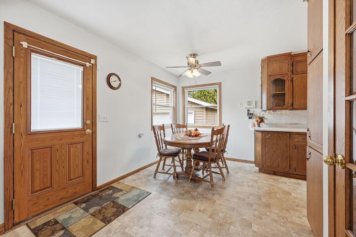 Property Photo:  829 22nd Avenue N  MN 56303 