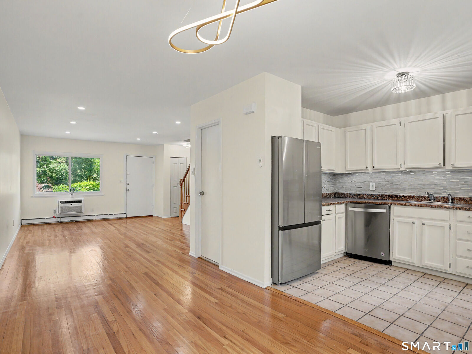 Property Photo: 550 Prospect Street 8 CT 06511