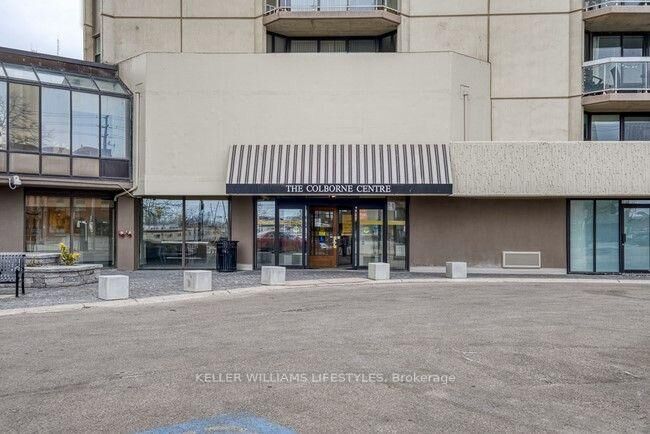 Property Photo:  363 Colborne Street 905  ON N6B 3N3 