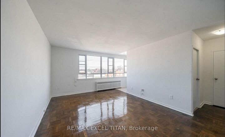 Property Photo:  2505 Eglinton Avenue W G4  ON M1K 2R1 