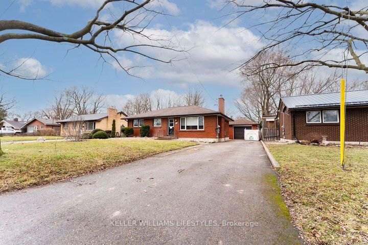 Property Photo:  179 Burnside Drive Lower  ON N5V 1B4 