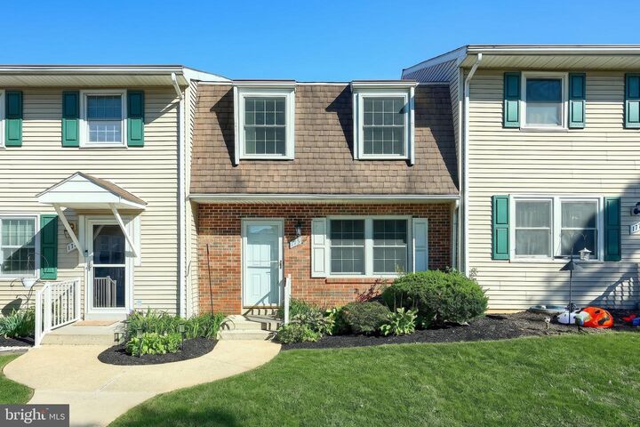 Property Photo: 175 Fox Run Drive 175 PA 17403