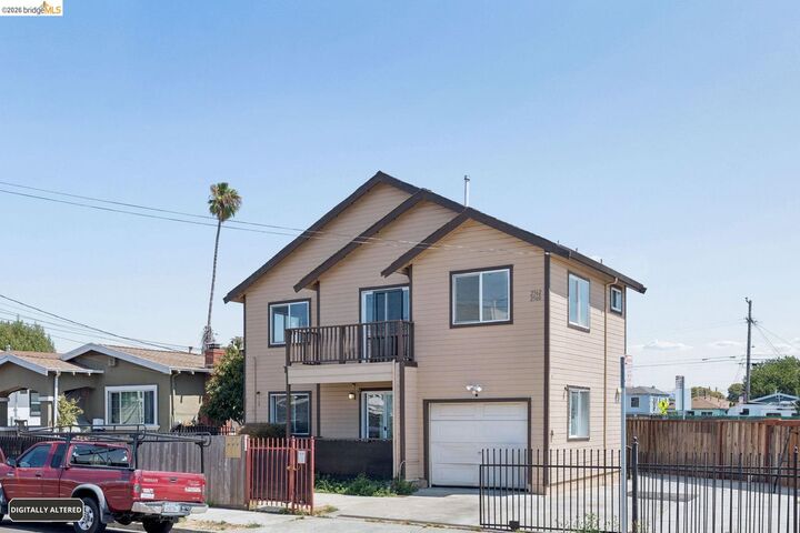 Property Photo:  2562 E 60th Ave  CA 94605 