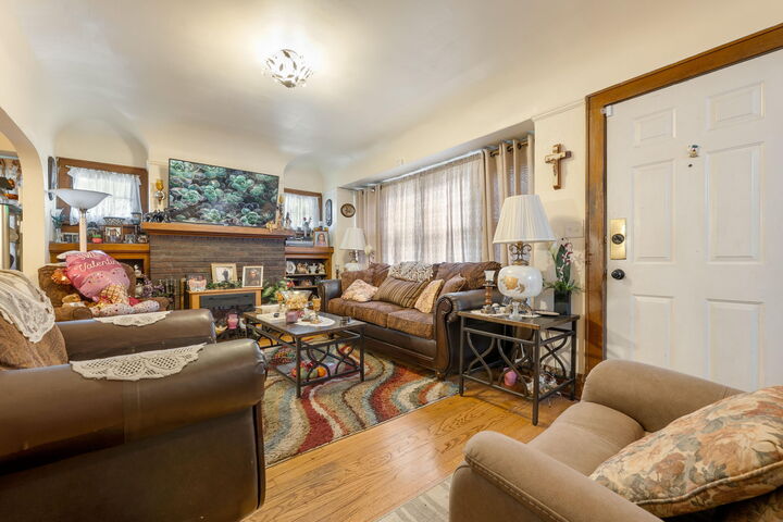 Property Photo:  4881 N 27th St  WI 53209 