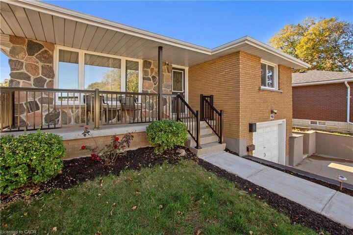 Property Photo:  90 June Street  ON L9A 2R7 