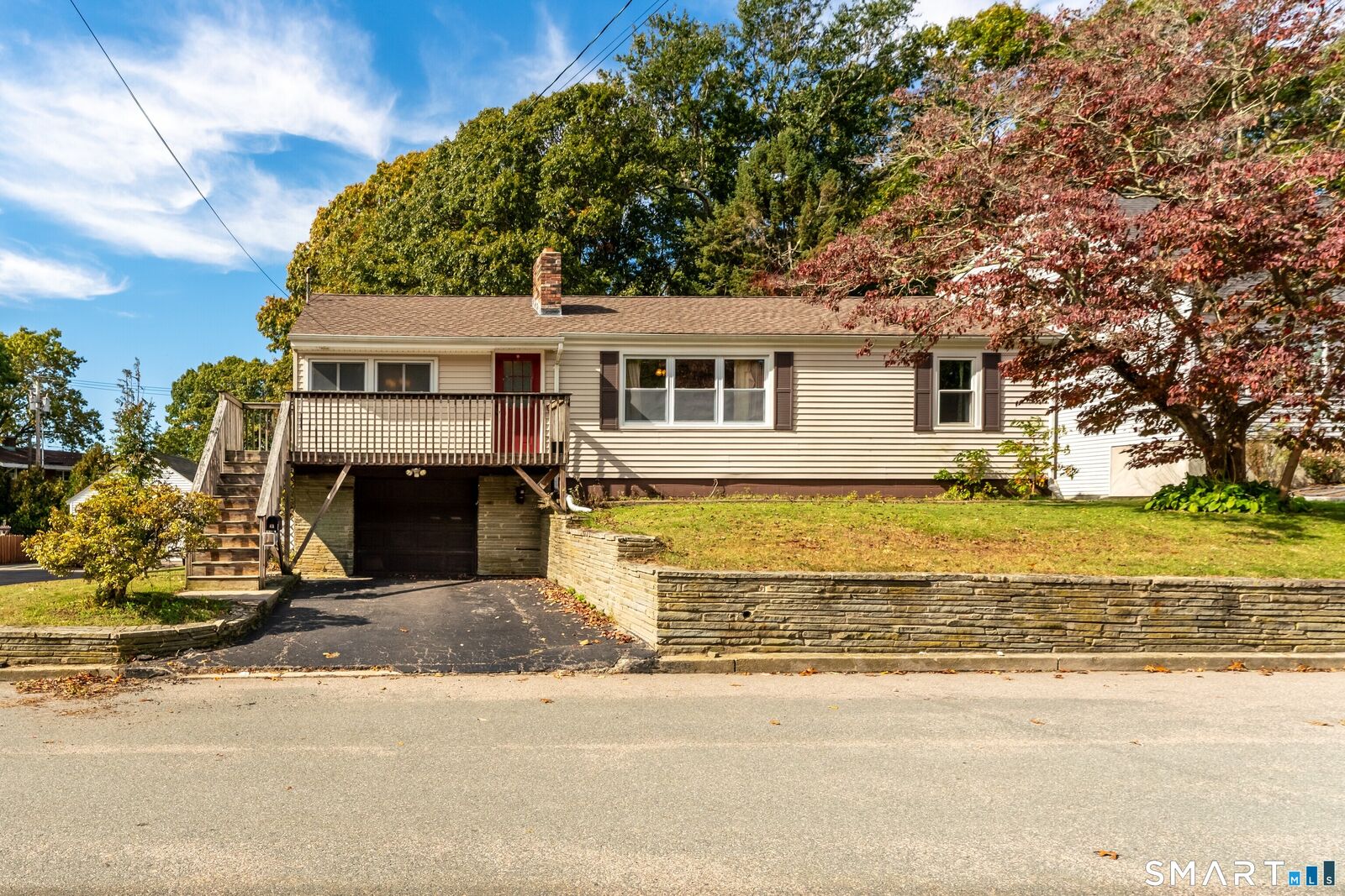 Property Photo:  68 West Street  CT 06340 