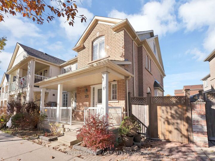 Property Photo:  512 Bur Oak Avenue  ON L6C 3A9 