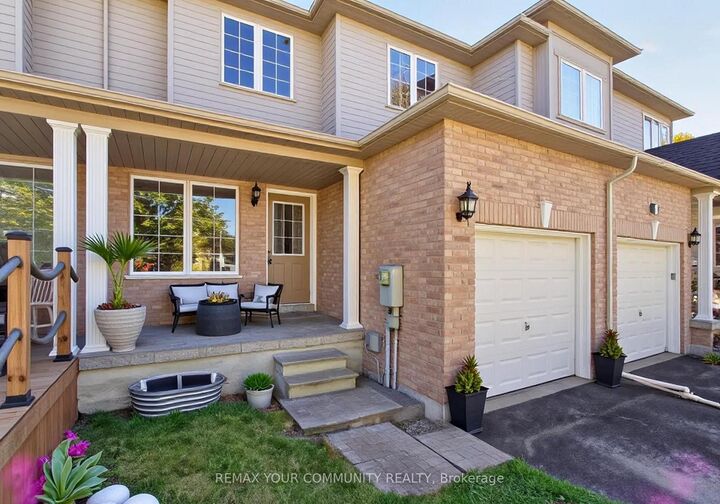 Property Photo:  265 Sprucewood Crescent  ON L1C 0G6 