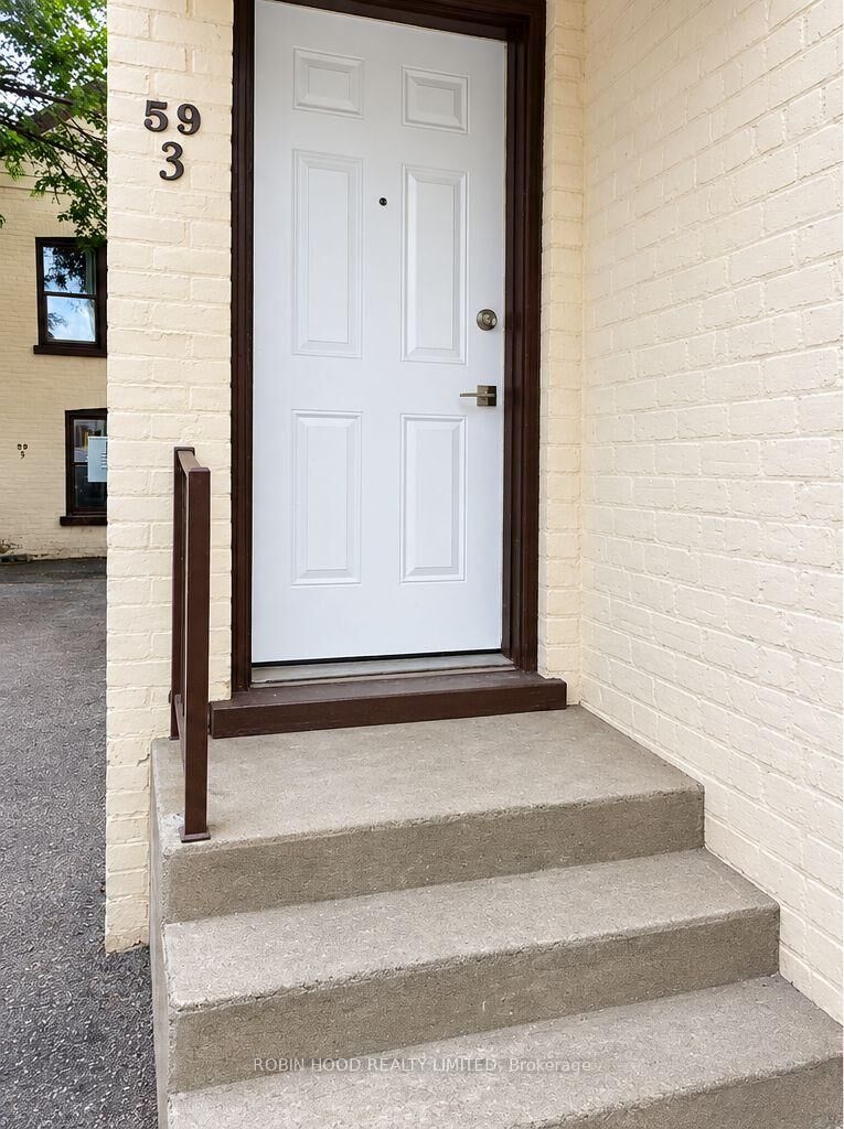 Property Photo:  59 Sheridan Street 3  ON N3T 2Y7 