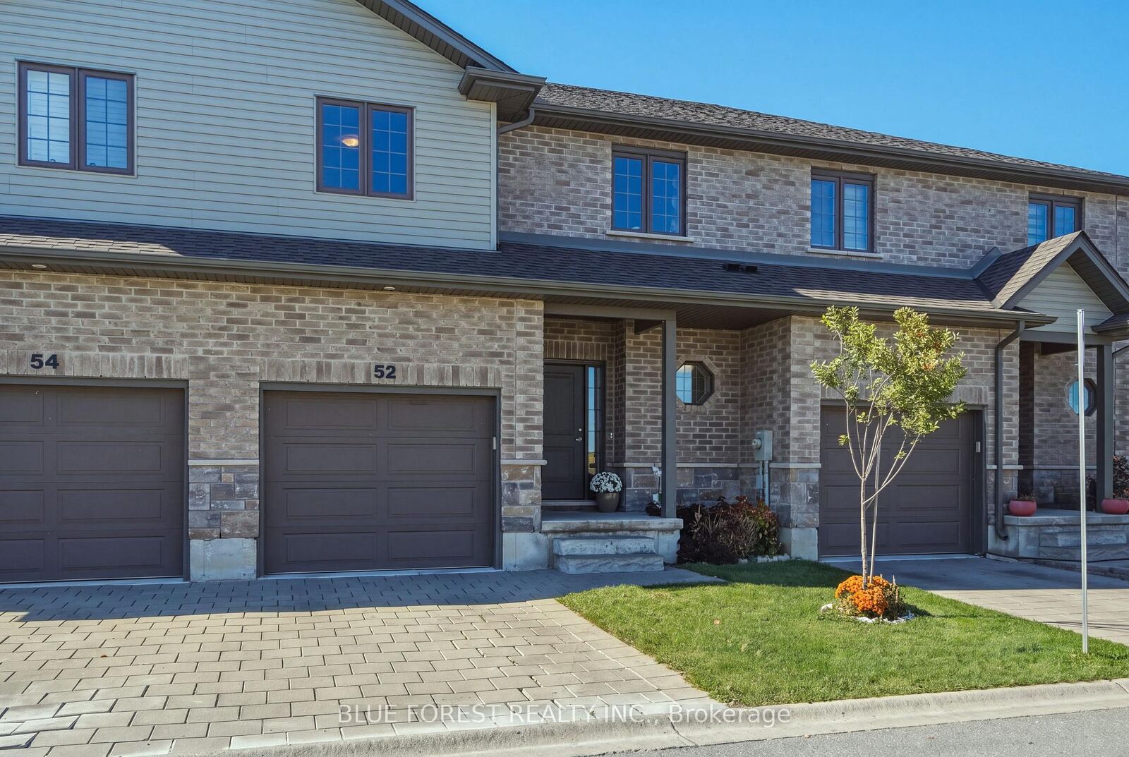 Property Photo:  2910 Tokala Trail 52  ON N6G 0T9 