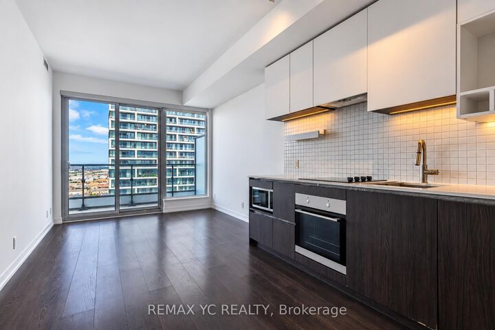 Property Photo: 5 Buttermill Avenue 3501 ON L4K 0J5
