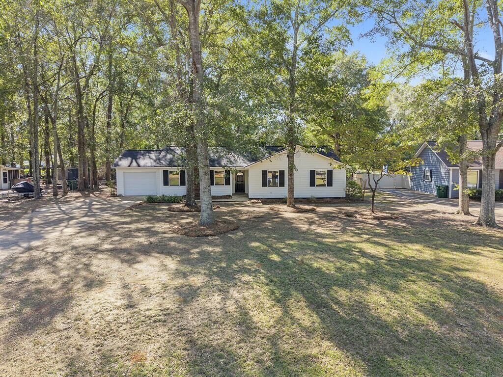 Property Photo:  136 Querecho Lane  GA 31763 